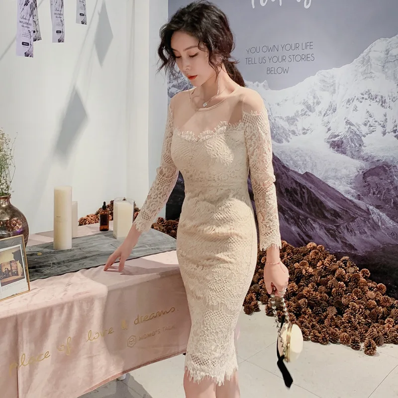 Spring Women Dress Lace Patchwork Beige Pencil Dress O Neck Bandage Slim Sexy Party Bodycon Vintage Dresses 2023 INS Hot Vestido
Spring Women Dress Lace Patchwork Beige Pencil Dress O Neck Bandage Slim Sexy Party Bodycon Vintage Dresses 2023 INS Hot Vestido