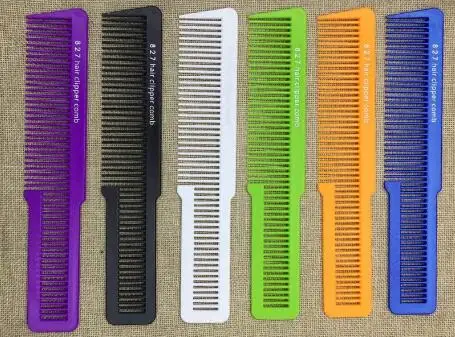 Гребни мужские карбоновые антистатические, расческа для стрижки волос, парикмахерские, 1 шт.
Гребни мужские карбоновые антистатические, расческа для стрижки волос, парикмахерские, 1 шт.