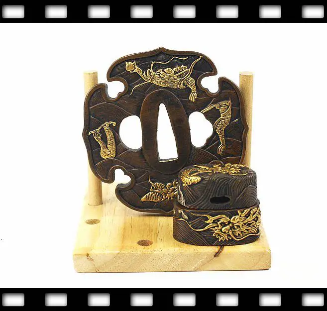 TFK029 SAMURAI KATANA WAVE & DRAGON TSUBA FUCHI KASHIRA KATANA FITTINGS FOR DIY
TFK029 SAMURAI KATANA WAVE & DRAGON TSUBA FUCHI KASHIRA KATANA FITTINGS FOR DIY