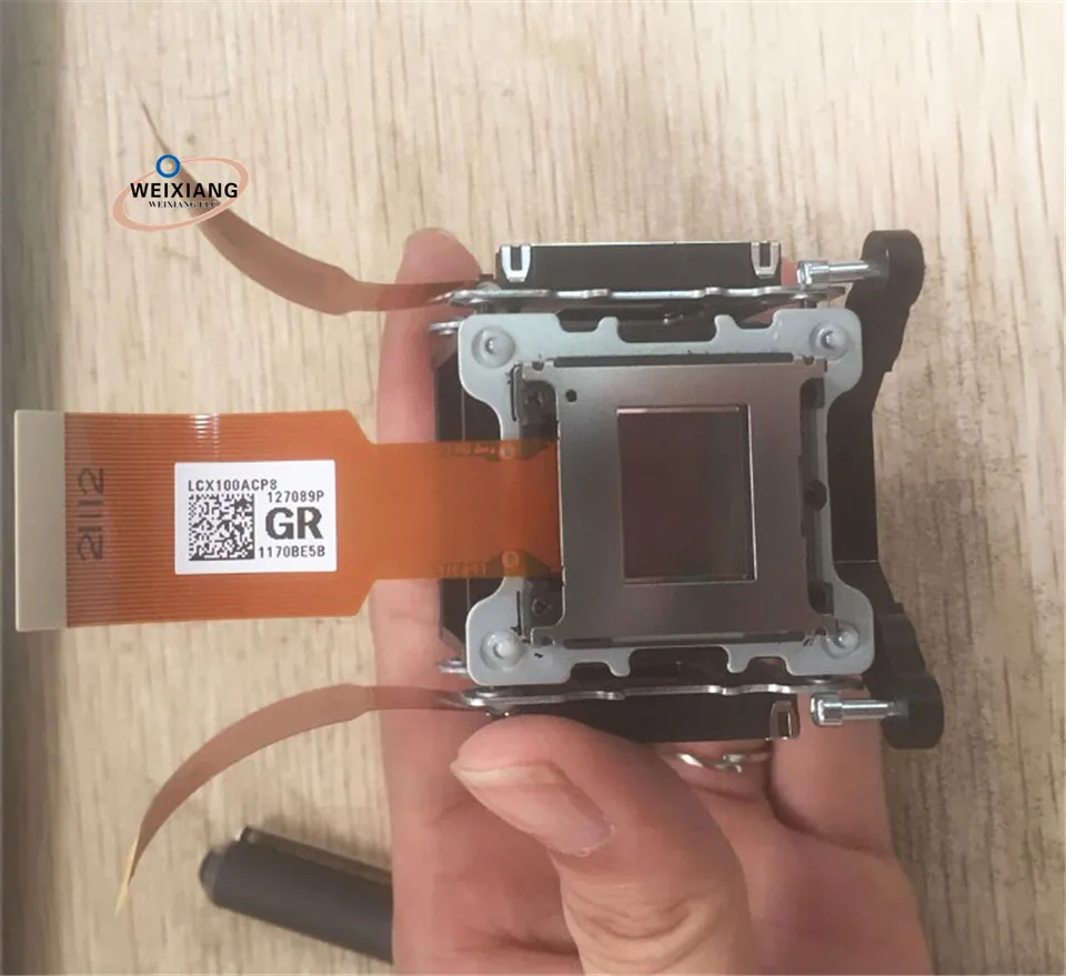 Original Projector LCD Prism Assy For Panasonic PT-EX600U LCD Whole Block LCX100 LCD Panel Set
Original Projector LCD Prism Assy For Panasonic PT-EX600U LCD Whole Block LCX100 LCD Panel Set