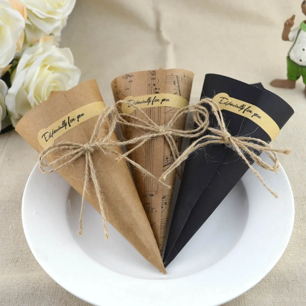 100pcs Note paper cone paper vintage kraft paper gift wrapping paper creative cone bouquet diy handmade flower packaging
100pcs Note paper cone paper vintage kraft paper gift wrapping paper creative cone bouquet diy handmade flower packaging