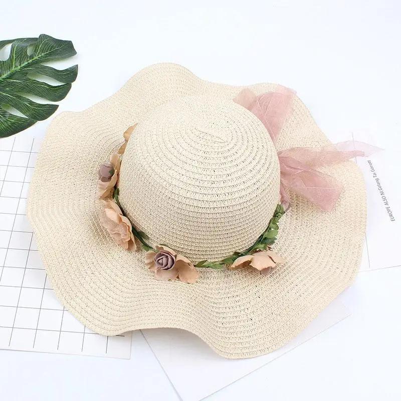 Fashion Summer Wavy Straw Hat Women's Sun CapBeach Eaves Flower Bow Caps
Fashion Summer Wavy Straw Hat Women's Sun CapBeach Eaves Flower Bow Caps