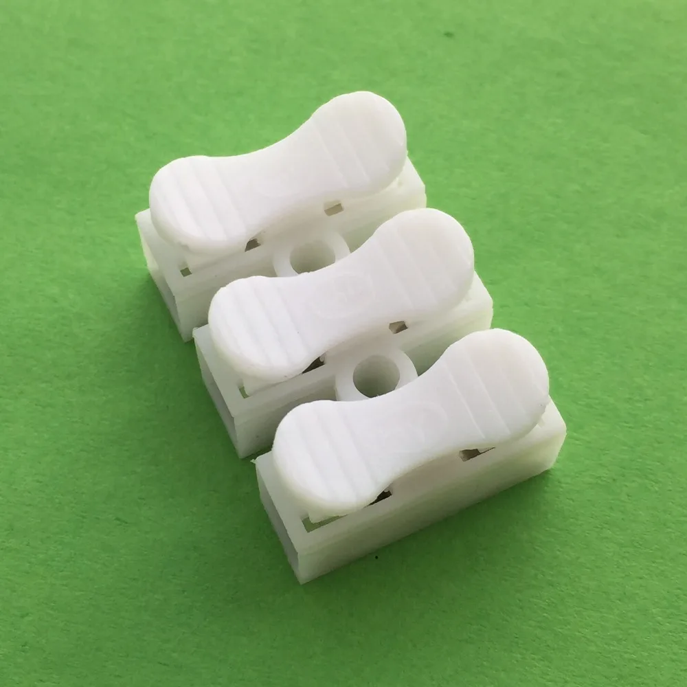 10pcs 3P G8Y CH-3 Spring Wire Connector Splice LED Strip Light No Welding No Screw Connector Cable Crimp Clamp Terminal 3 Way
10pcs 3P G8Y CH-3 Spring Wire Connector Splice LED Strip Light No Welding No Screw Connector Cable Crimp Clamp Terminal 3 Way