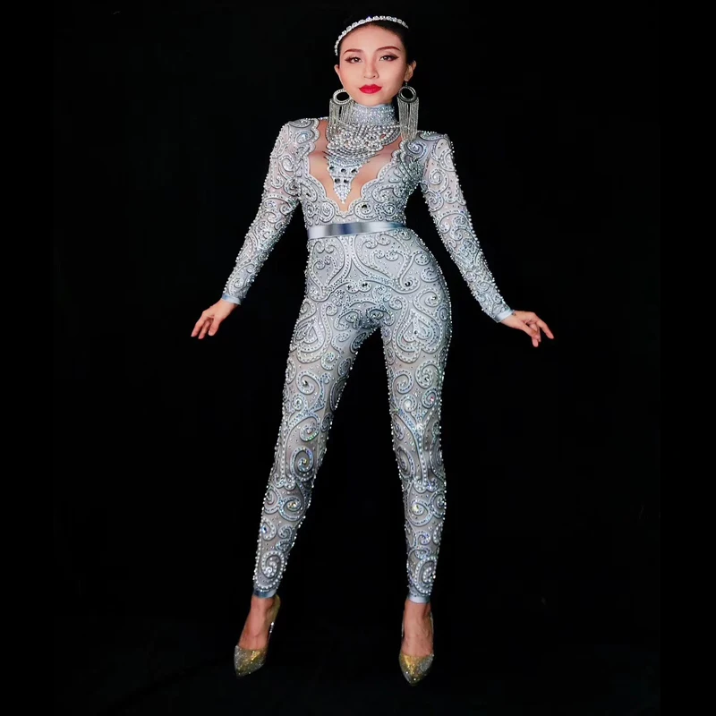 2021 Women New Fashion Silver Rhinestones Jumpsuit long Sleeves Stretch Sexy Stage Performance Party Celebrate Nightlcub Outfit
2021 Women New Fashion Silver Rhinestones Jumpsuit long Sleeves Stretch Sexy Stage Performance Party Celebrate Nightlcub Outfit