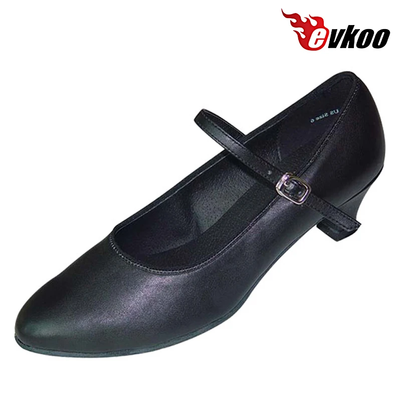 Evkoodance Customsized Black Khaki 5cm Low Heel Genuine Leather High Quality Low Cost Ballroom Dancing Shoes China Evkoo-167
Evkoodance Customsized Black Khaki 5cm Low Heel Genuine Leather High Quality Low Cost Ballroom Dancing Shoes China Evkoo-167