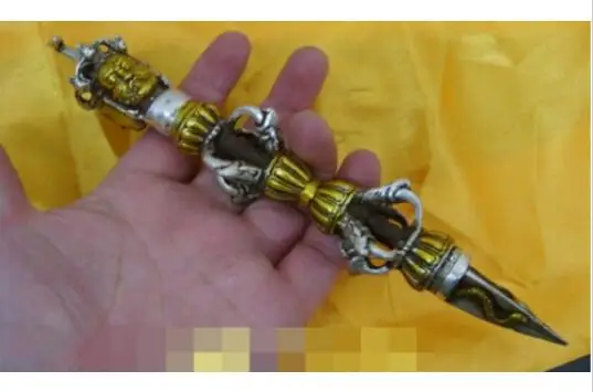 Декоративная медная Серебряная фабричная торговая марка, серебряная буддийская статуя Будды, тибетская статуя Dorje Phurba
Декоративная медная Серебряная фабричная торговая марка, серебряная буддийская статуя Будды, тибетская статуя Dorje Phurba