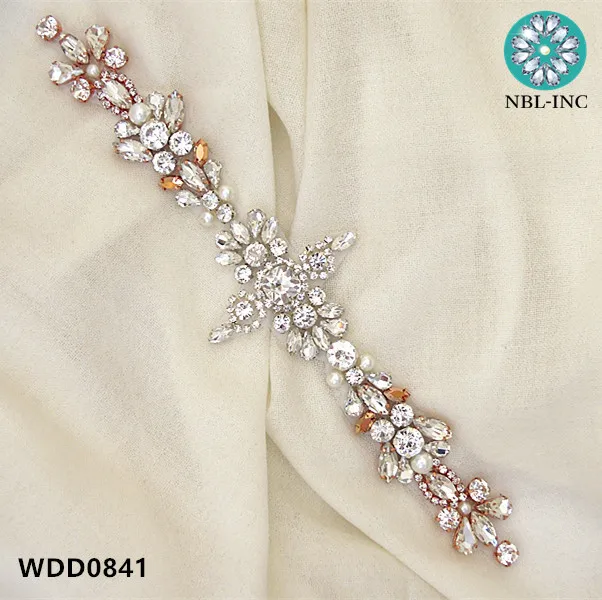 (30PCS )Wholesale bridal hand beaded silver crystal rhinestone appliques iron on for wedding dresses sash WDD0841
(30PCS )Wholesale bridal hand beaded silver crystal rhinestone appliques iron on for wedding dresses sash WDD0841