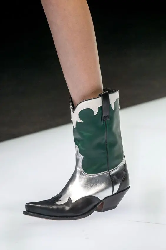 Hot Women Short Boots Low Heel Calf Boots Slip On Colorblock Snow Boots Leather Winter Shoes
Hot Women Short Boots Low Heel Calf Boots Slip On Colorblock Snow Boots Leather Winter Shoes