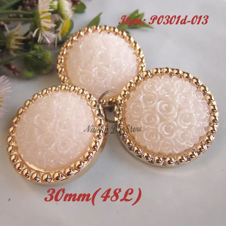 144pcs 30mm(48L) rose gold edge white rose pattern ladies coat buttons winter clothing accessories wholesale
144pcs 30mm(48L) rose gold edge white rose pattern ladies coat buttons winter clothing accessories wholesale