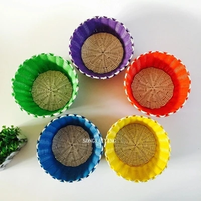 5 pieces of Plastic woven basket, desktop cosmetic storage box, dried fruit tray, melon seeds basket, fruit tray, storage basket
5 pieces of Plastic woven basket, desktop cosmetic storage box, dried fruit tray, melon seeds basket, fruit tray, storage basket