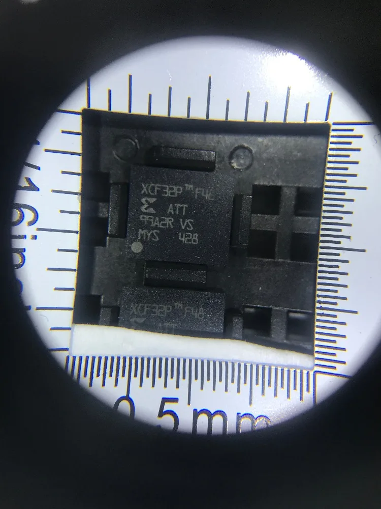 Новая Оригинальная Подлинная XCF32PFSG48C XCF32PFSG48 конфигурационная память BGA48
Новая Оригинальная Подлинная XCF32PFSG48C XCF32PFSG48 конфигурационная память BGA48