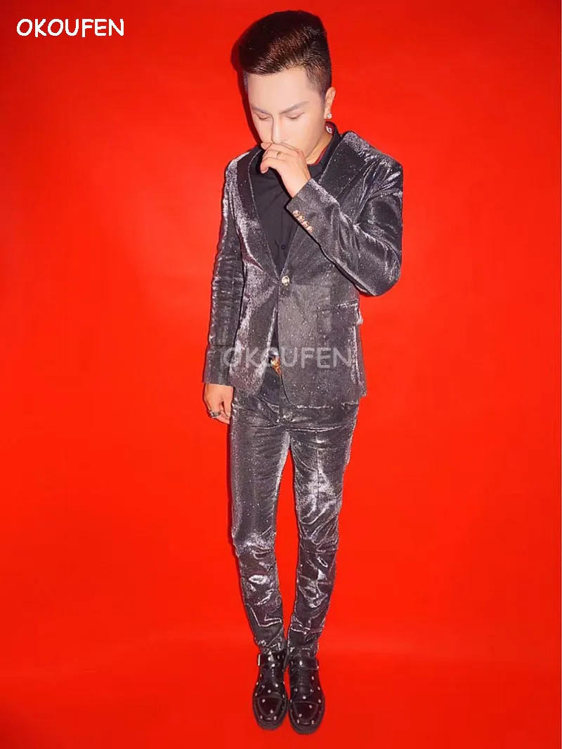 New Man Silver Black gradient Suit Costume set Nightclub male DJ singer star stage performance suits party show dress wear
New Man Silver Black gradient Suit Costume set Nightclub male DJ singer star stage performance suits party show dress wear