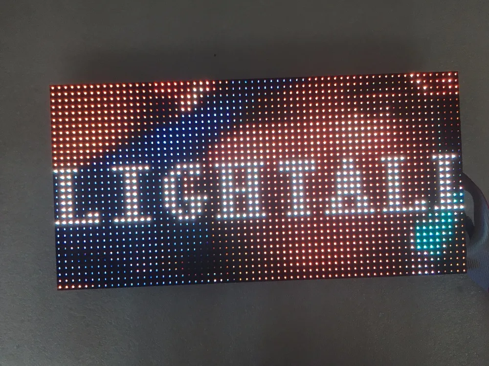 A P5 Outdoor Waterproof Full Color Led Display A 64x32 Pixel 320x160mm