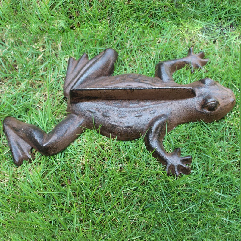 Vintage Frog Design Cast Iron Boot Scraper Farm House Accents Home Garden Decor Antique Rustic Animal Figurines Metal Door Stop
Vintage Frog Design Cast Iron Boot Scraper Farm House Accents Home Garden Decor Antique Rustic Animal Figurines Metal Door Stop