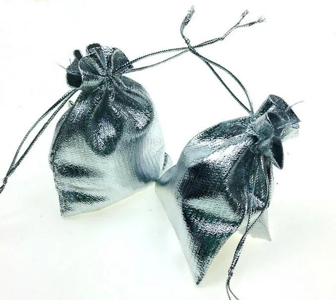 13*18cm 100pcs Handmade Silver Drawstring Bags For Wedding/Party/Christmas/Gift/Jewelry Pouches Packaging Bags
13*18cm 100pcs Handmade Silver Drawstring Bags For Wedding/Party/Christmas/Gift/Jewelry Pouches Packaging Bags