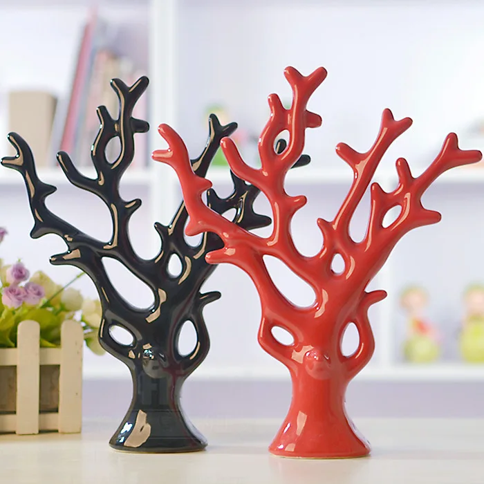 Hang porcelain ornament US furniture modern abstract love tree ornaments ceramic home accessories furnishings
Hang porcelain ornament US furniture modern abstract love tree ornaments ceramic home accessories furnishings