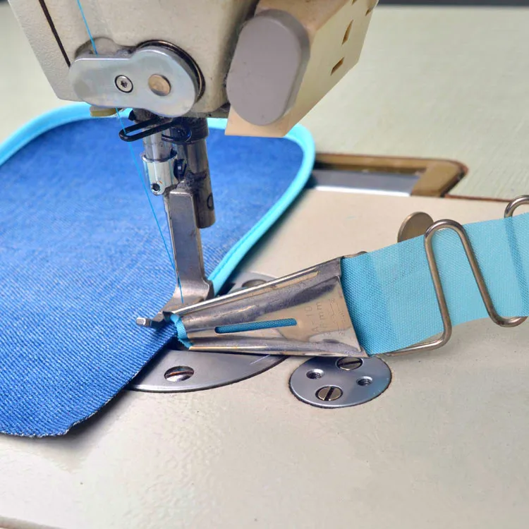 overlock folder TAPE SIZE 20MM-50MM A10 hemmer Right Angle Bias Binder for lockstitch machine Binding of curve edge
overlock folder TAPE SIZE 20MM-50MM A10 hemmer Right Angle Bias Binder for lockstitch machine Binding of curve edge