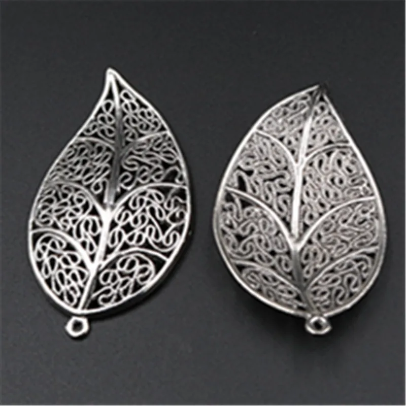 4pcs Silver Plated Hollow Large Leaves Pendants Retro Necklace DIY Charm Metal Jewelry Crafts Making 58*31mm A545
4pcs Silver Plated Hollow Large Leaves Pendants Retro Necklace DIY Charm Metal Jewelry Crafts Making 58*31mm A545