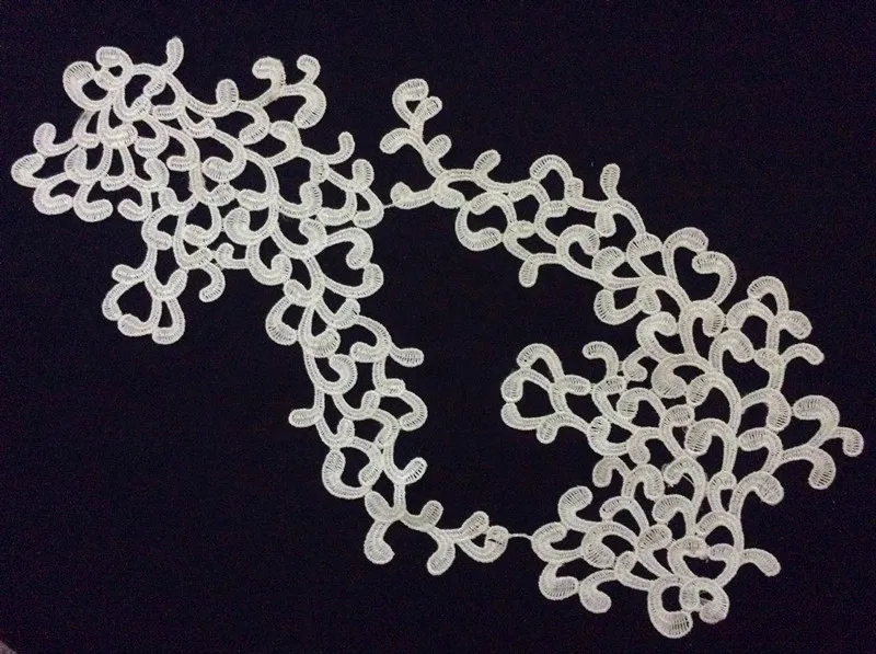 30cm*16cm polyester embroidery mirrored applique,embroidery hair decoration patches,veil applique,XERY-BQ0922H
30cm*16cm polyester embroidery mirrored applique,embroidery hair decoration patches,veil applique,XERY-BQ0922H