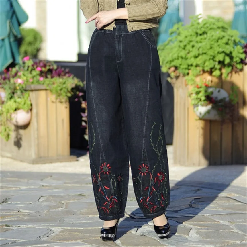 Spring and Autumn fashion national wind embroidery trousers wide leg pants large size jeans loose high waist women trousers
Spring and Autumn fashion national wind embroidery trousers wide leg pants large size jeans loose high waist women trousers