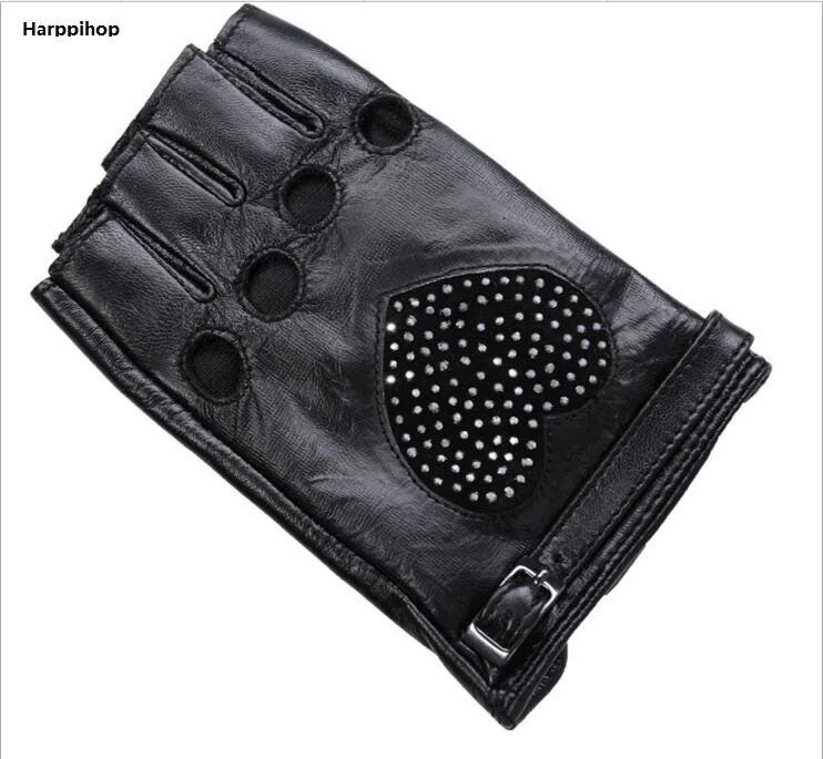 2017 New Genuine Leather Half Finger Gloves For love Driving Locomotive Sheepskin Glove Semi-Finger Flower Black Gloves
2017 New Genuine Leather Half Finger Gloves For love Driving Locomotive Sheepskin Glove Semi-Finger Flower Black Gloves