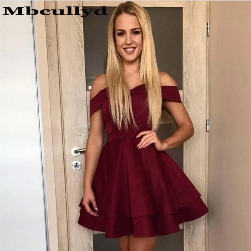 Mbcullyd Elegant Satin Short Prom Dress 2023 Sweetheart A-line Backless Girls Graduation Party Gown Plus Size Homecoming Dress
Mbcullyd Elegant Satin Short Prom Dress 2023 Sweetheart A-line Backless Girls Graduation Party Gown Plus Size Homecoming Dress