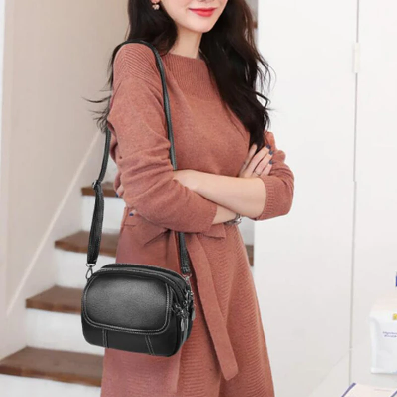 Korean Version Student Mobile Phone Shoulder Crossbody Bag Autumn and Winter Trend Simple Small Round Bag
Korean Version Student Mobile Phone Shoulder Crossbody Bag Autumn and Winter Trend Simple Small Round Bag