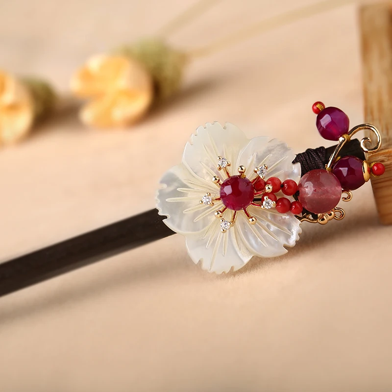 Chinese handmade shells flowers mules ethnic style retro hair tiara, costumes Hanfu hairpin female
Chinese handmade shells flowers mules ethnic style retro hair tiara, costumes Hanfu hairpin female