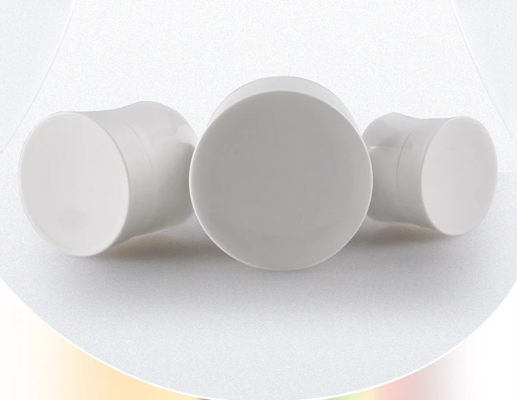 Capacity 50g 20pcs/lot Cream white porcelain box waist, waist cream bottles, waist type Jars
Capacity 50g 20pcs/lot Cream white porcelain box waist, waist cream bottles, waist type Jars