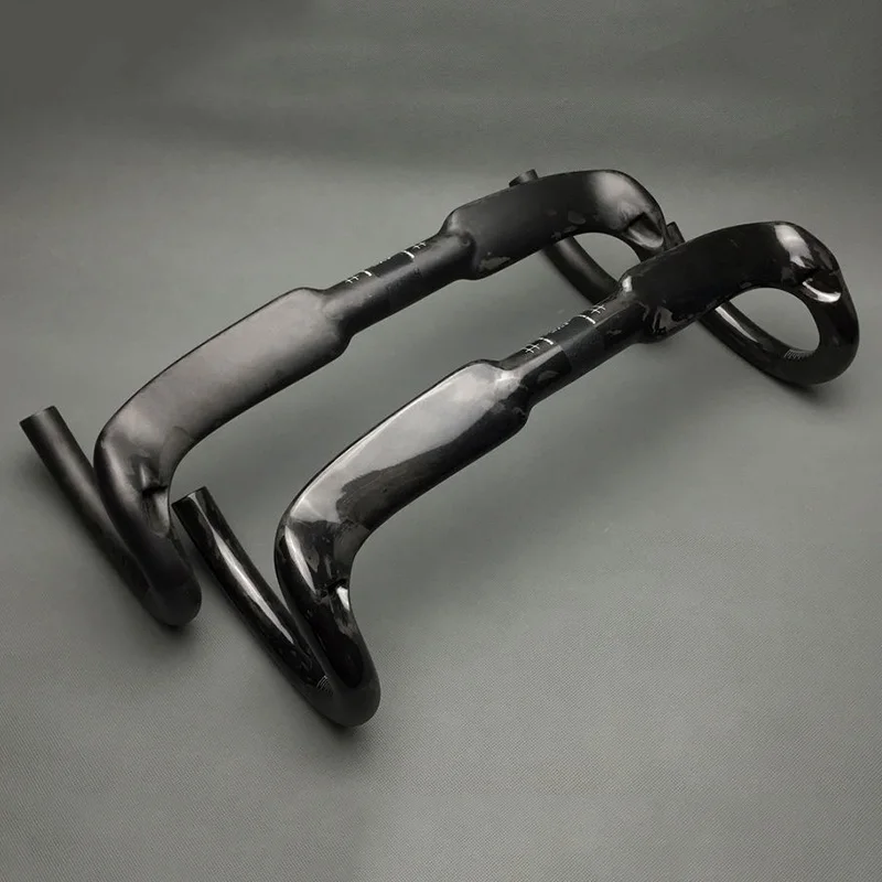 UD Full Carbon Road handlebar Bike Bicycle Racing Drop Bar Handlebar 31.8mm 400 420 440mm Glossy Matte
UD Full Carbon Road handlebar Bike Bicycle Racing Drop Bar Handlebar 31.8mm 400 420 440mm Glossy Matte