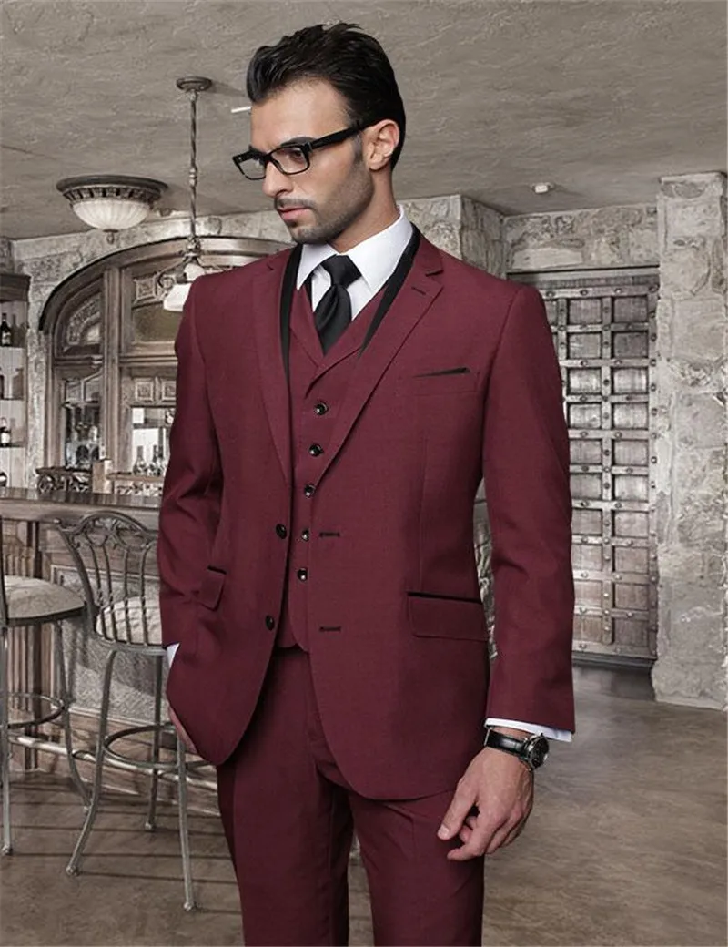 Italian custom made Burgundy men wedding suits Cheap Jacket+Pants+Tie+Vest mens tuxedos for wedding Groomsmen suits
Italian custom made Burgundy men wedding suits Cheap Jacket+Pants+Tie+Vest mens tuxedos for wedding Groomsmen suits