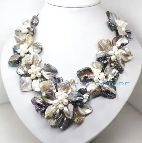New style white black mother of pearl shell flower handmade pendant necklace 18"
New style white black mother of pearl shell flower handmade pendant necklace 18"