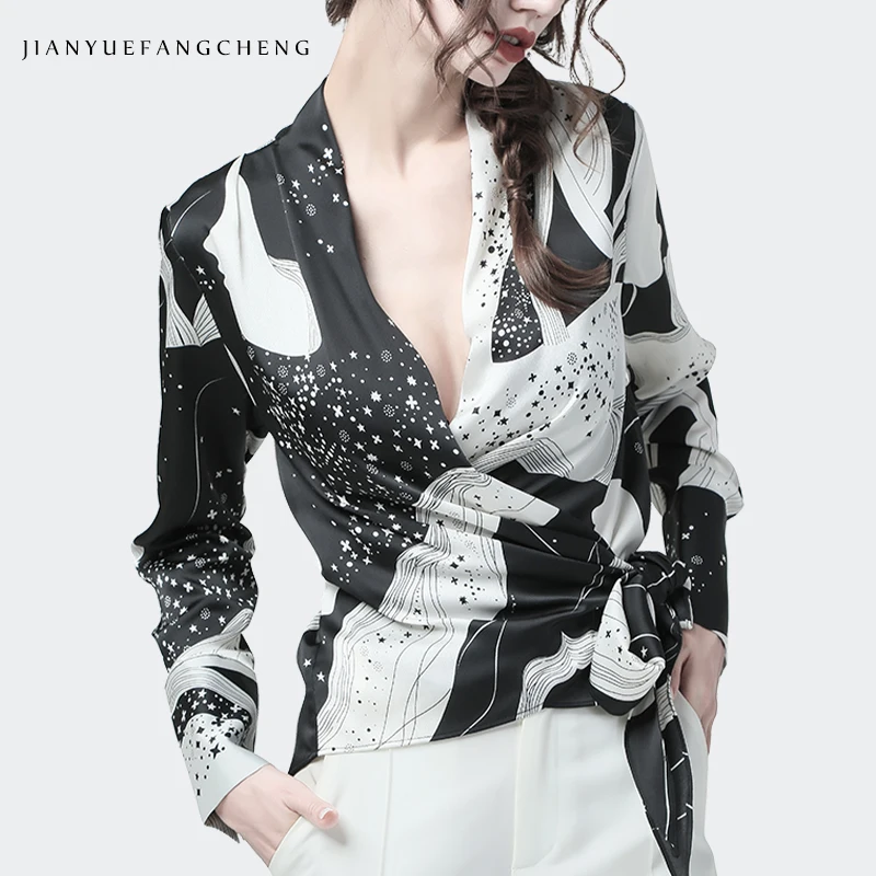 Women Satin Blouse Long Sleeve Deep V-Neck Fashion Printed Tops 2020 Autumn New Crossed Lace-up Female Outwear Casual Shirt
Women Satin Blouse Long Sleeve Deep V-Neck Fashion Printed Tops 2020 Autumn New Crossed Lace-up Female Outwear Casual Shirt