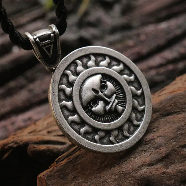 20pcs Ancient Slavic Amulet pendant sun wheel talisman necklace lucky jewelry slav obereg women necklace men
20pcs Ancient Slavic Amulet pendant sun wheel talisman necklace lucky jewelry slav obereg women necklace men