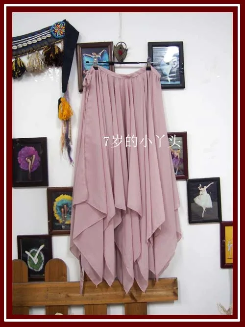 Chiffon belly dance skirt Italy chiffon 12 angle with 1 side slit long skirt EW37
Chiffon belly dance skirt Italy chiffon 12 angle with 1 side slit long skirt EW37
