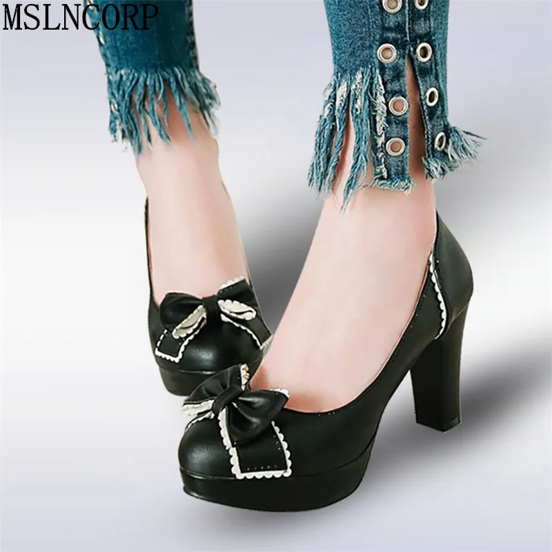 plus size 34-43 Ladies Leather Platforms Lady Fashion Lolita Shoes Sexy Bowtie High Heel Shoes Women Pumps Party Wedding Shoes
plus size 34-43 Ladies Leather Platforms Lady Fashion Lolita Shoes Sexy Bowtie High Heel Shoes Women Pumps Party Wedding Shoes