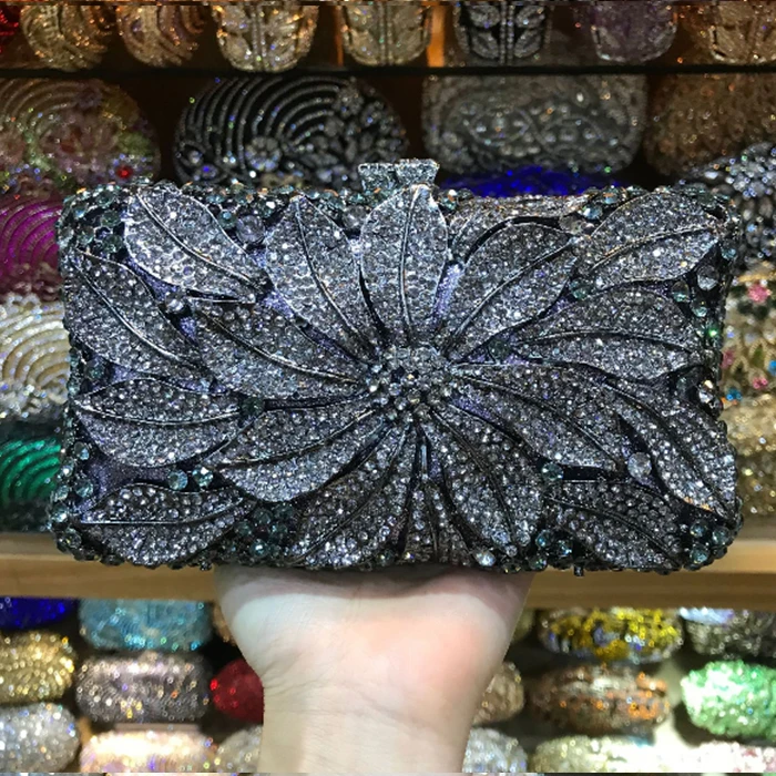 Female Flower Rhinestone Evening Bag Luxury Women Crystals Prom Day Clutches Lady Diamond Wedding Party Handbags Shoulder Bags
Female Flower Rhinestone Evening Bag Luxury Women Crystals Prom Day Clutches Lady Diamond Wedding Party Handbags Shoulder Bags