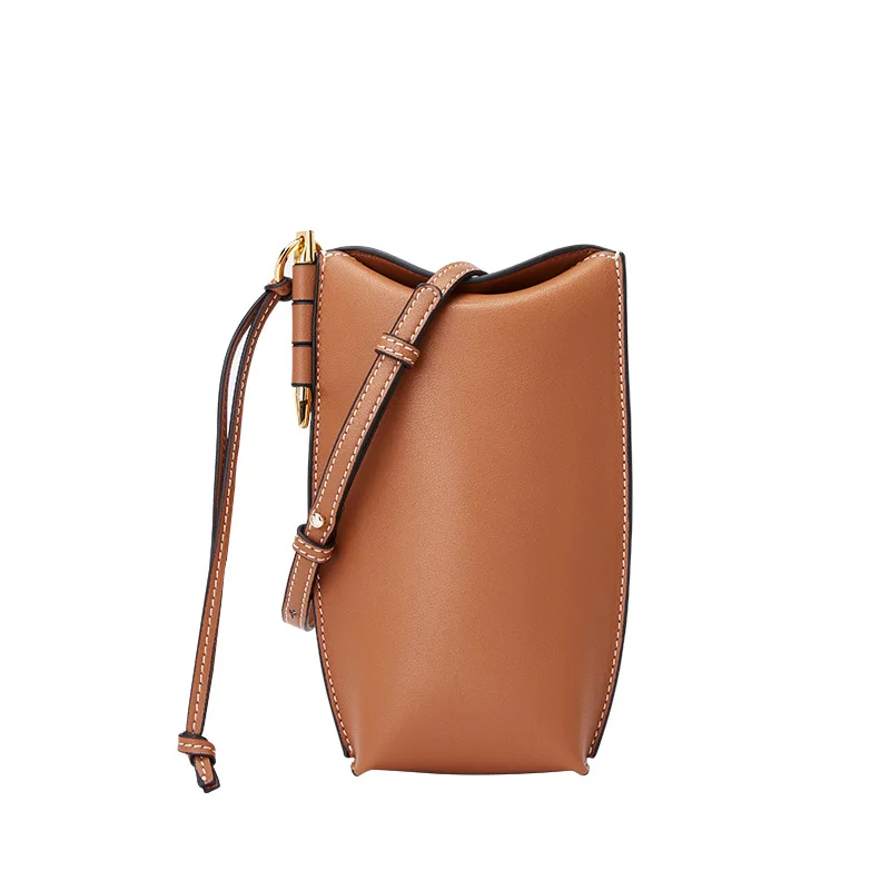 Brand Women Messenger Bag High Quality Genuine Leather Handbag Fashion Small Flap Phone Bag 2019 Personality Shoulder Handbags
Brand Women Messenger Bag High Quality Genuine Leather Handbag Fashion Small Flap Phone Bag 2019 Personality Shoulder Handbags