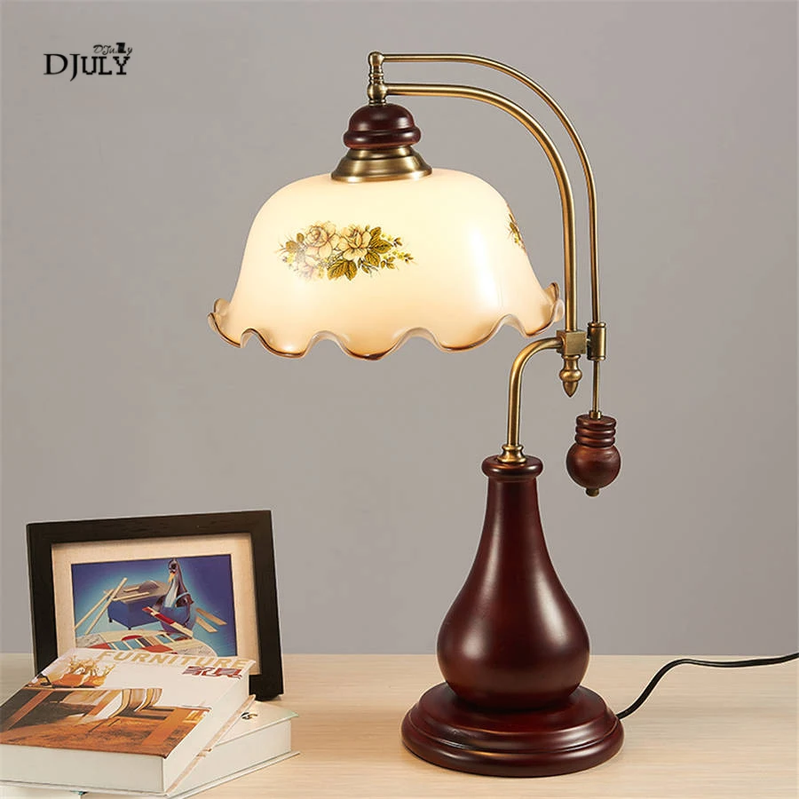 19th Century Country Retro Table Lamp Living Room Study Wooden Base Glass Bedroom Bedside Restaurant Home Decoration Table Light
19th Century Country Retro Table Lamp Living Room Study Wooden Base Glass Bedroom Bedside Restaurant Home Decoration Table Light