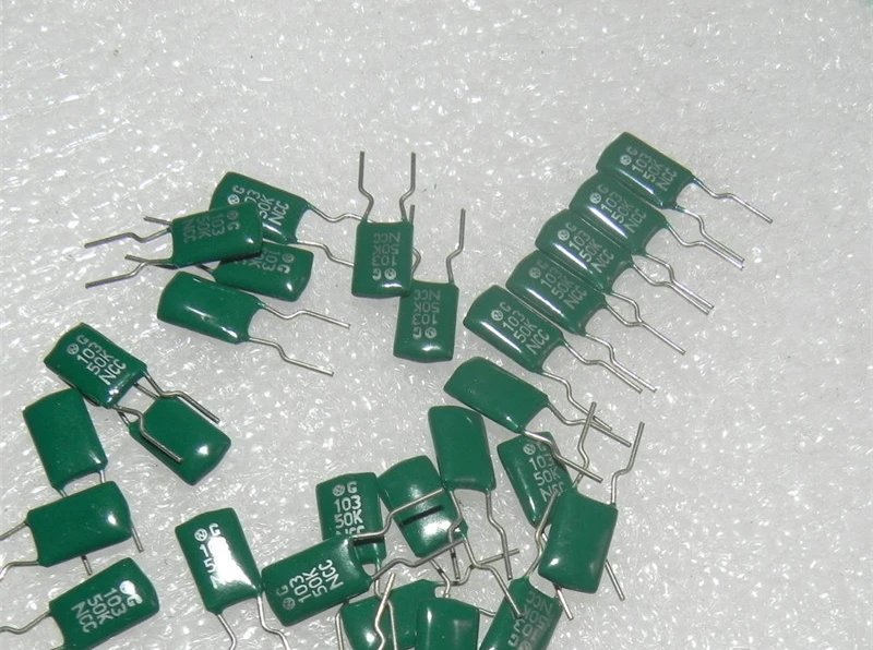 Оригинальный новый 100% импорт оформление включено индуктор CMLS104T-3R3MS 10*10*4 3.3uH 10A
Оригинальный новый 100% импорт оформление включено индуктор CMLS104T-3R3MS 10*10*4 3.3uH 10A