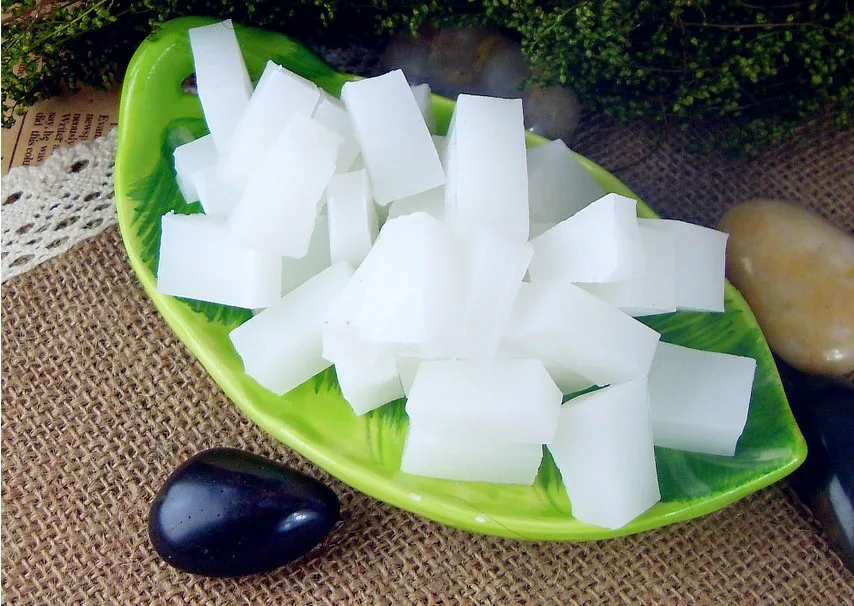 1Kilo Cream White Soap Base Supplies Handmade Soap Raw Material Skin Care Products Free Shipping +100ml Base Oil Gift
1Kilo Cream White Soap Base Supplies Handmade Soap Raw Material Skin Care Products Free Shipping +100ml Base Oil Gift