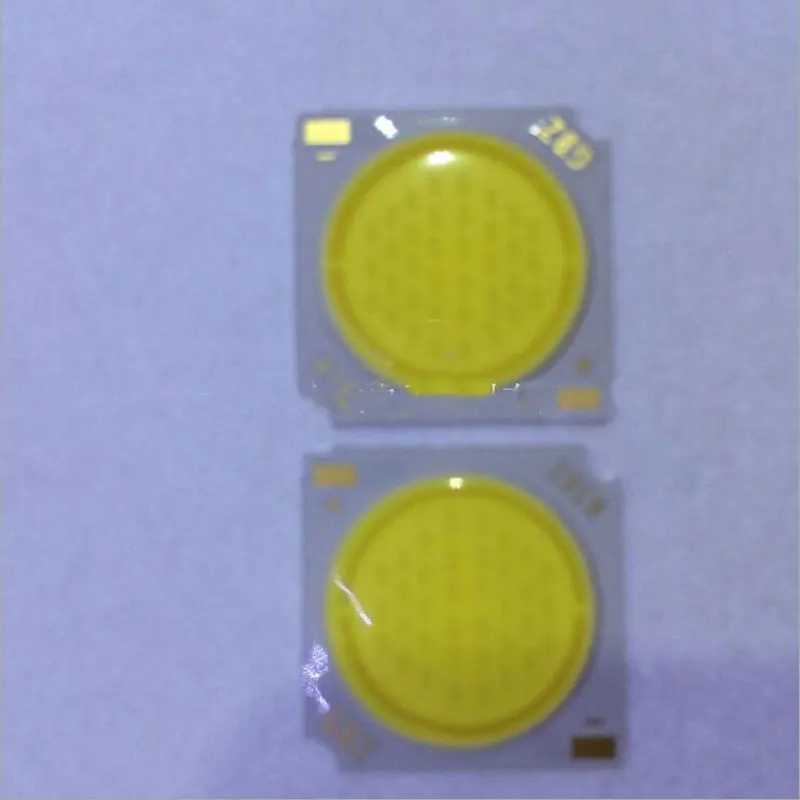 external diameter 1919 20W COB LED Lamp Beads Light emitting surface 17MM High quality white light 5pcs
external diameter 1919 20W COB LED Lamp Beads Light emitting surface 17MM High quality white light 5pcs