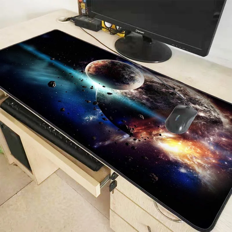 Большой синий коврик для мыши Mairuige Moon Space, игровой водонепроницаемый коврик, противоскользящий, с фиксирующим краем
Большой синий коврик для мыши Mairuige Moon Space, игровой водонепроницаемый коврик, противоскользящий, с фиксирующим краем