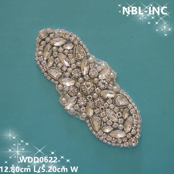 (30 pieces)Wholesale hand beaded sewing silver clear crystal rhinestone applique patch for dress WDD0622
(30 pieces)Wholesale hand beaded sewing silver clear crystal rhinestone applique patch for dress WDD0622