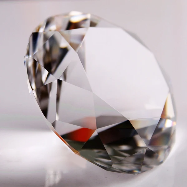 Free shipping 1 pc excellent machine cut 4 inch 100mm crystal glass diamond paperweight
Free shipping 1 pc excellent machine cut 4 inch 100mm crystal glass diamond paperweight