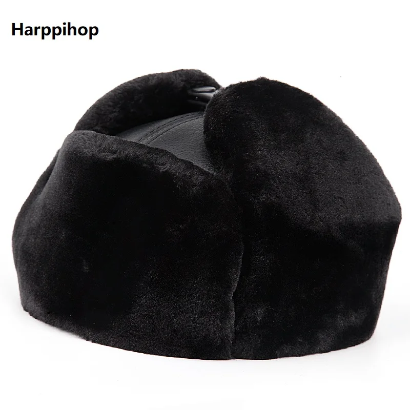 real leather caps genuine cow skin leather men's Bomber hats with ear flap Russian winter Faux fur Earmuffs caps
real leather caps genuine cow skin leather men's Bomber hats with ear flap Russian winter Faux fur Earmuffs caps