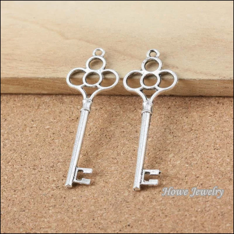 30 pcs Vintage Charms Key Pendant Antique silver Fit Bracelets Necklace DIY Metal Jewelry Making B048
30 pcs Vintage Charms Key Pendant Antique silver Fit Bracelets Necklace DIY Metal Jewelry Making B048