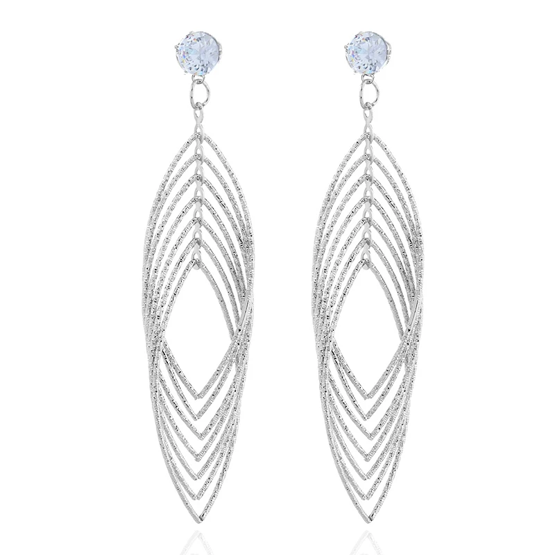 New Hot Simple Rhinestone Pendant Earrings Bohemian Trendy Chic Multi-layer Leaves Women Wedding Brincos Drop Dangle Earrings
New Hot Simple Rhinestone Pendant Earrings Bohemian Trendy Chic Multi-layer Leaves Women Wedding Brincos Drop Dangle Earrings