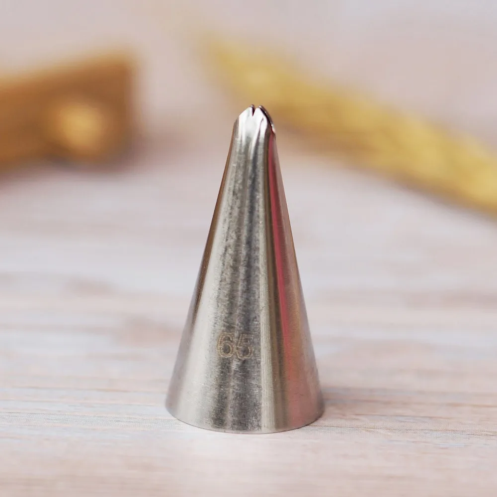 #65 Small Size Icing Nozzles Piping Tip Pastry Tips Cupcake Tube Decorating Baking Tools Bakeware Creat Leaf Leaves
#65 Small Size Icing Nozzles Piping Tip Pastry Tips Cupcake Tube Decorating Baking Tools Bakeware Creat Leaf Leaves