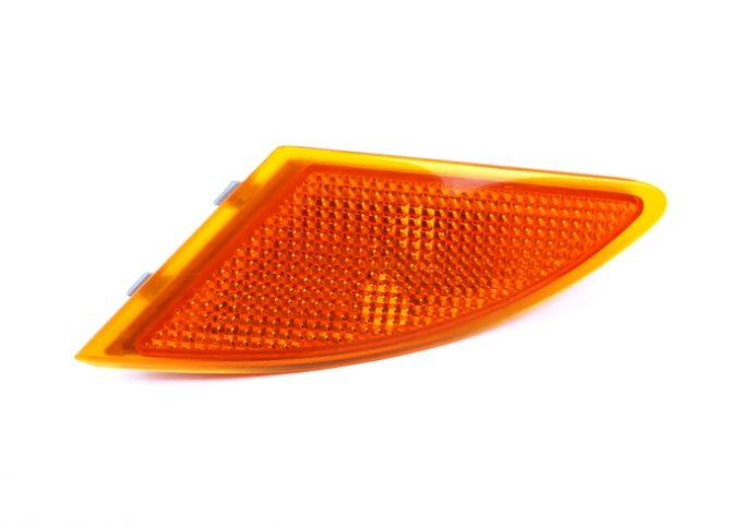 Front Bumper Left or right side Turn Signal Light for Mercedes W251 R320 R350 R500 R63 2518200121 2518200221
Front Bumper Left or right side Turn Signal Light for Mercedes W251 R320 R350 R500 R63 2518200121 2518200221